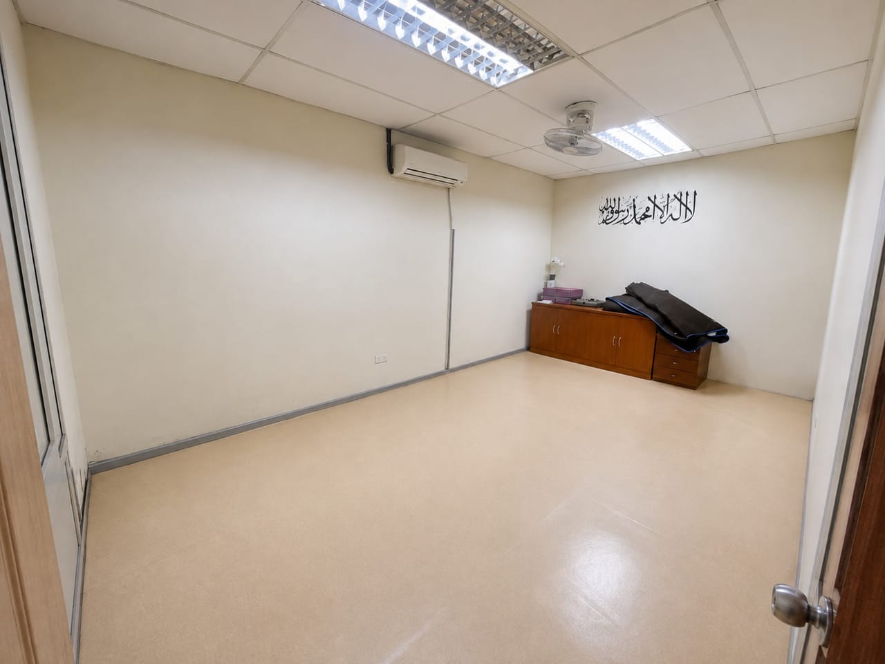 Shop Office, Taman Bunga Kantan