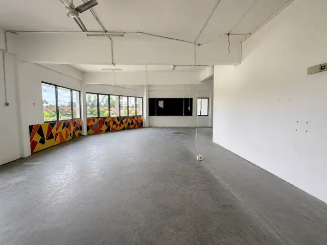 Freehold 3-Storey Corner Shoplot | Taman TTDI Jaya, Shah Alam | 1st Floor Corner Unit For Rent, Taman TTDI Jaya, Shah Alam, Selangor