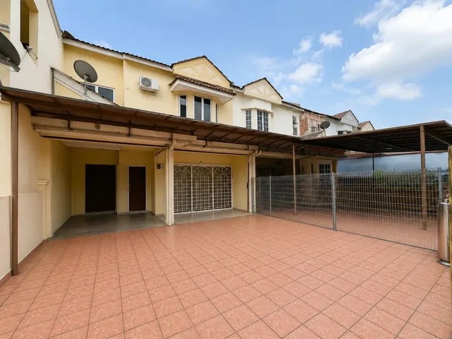 Alam Megah Shah Alam | Spacious 4-Bedroom Home | Freehold | Near LRT, Alam Megah, Shah Alam, Selangor